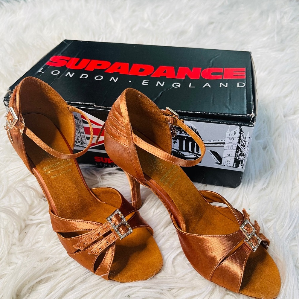 Women Latin dance shoes